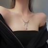 Collar de lava con forma de gota de agua para mujer, estilo hip hop, estilo frío y moderno, con luz de verano, estilo elegante y elegante, con joyería de alta gama.