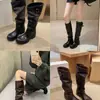 Botines cortos de piel de vaca súper suaves 2026 para mujer, con hebilla de cinturón, punta redonda retro, fruncidos, tacón grueso, hasta la pantorrilla