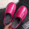 Nuevas Pantuflas de Regalo otoño e invierno pantuflas de cuero impermeables antideslizantes para pareja hogar cálidas de algodón zapatos de casa para hombre y mujer