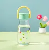 Novo Copo de Vidro Borossilicato, Leve, Translúcido, Resistente a Altas Temperaturas, Estilo Fofo, Copo Portátil Feminino, Copo com Flor Assada em Alta Temperatura Atacado