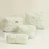 Bolsa de Maquillaje Acolchada Súper Nueva de Gran Capacidad Juego Floral de Cuatro Piezas Bolsa de Almacenamiento Neceser Interior de Algodón para Lápices Ins Viaje