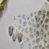 Adesivos de Unha Dourados Folheados Estilo Vintage Popular Exquisito Adesivos de Unha Metálicos Flor Decorativa Adesivos Material Pedras de Unha