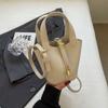 Bolsa popular deste ano feminina 2025 nova moda coreana senso de alta qualidade bolsa de ombro transversal bolsa de balde pequena portátil