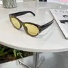 Gafas de Sol Retro Sin Montura Integradas de Textura Avanzada Ojo de Gato para Mujer Rostro Redondo Adelgazante 2025 Nuevas Gafas de Sol de Moda