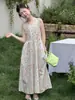 Vestido coreano para meninas 2026 novo modelo infantil verão doce estilo férias vestido regata algodão fino floral