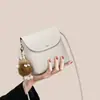 Bolsa de Hombro Retro para Mujer al por Mayor Primavera y Verano 2025 Bolso Cruzado Versátil Bolso para Teléfono Móvil de Viaje Moda Bolsos de Hombro para Mujer