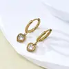 Pendientes de Lujo Ligero de Nicho de Gama Alta con un Estilo Versátil y Elegante, Acero Inoxidable Chapado en Oro de 18 Quilates, Pendientes con Colgante de Circonita en Forma de Corazón para Mujer