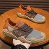 Tenis de malla para hombre, colección de verano 2026, transpirables y ligeros, con diseño flyknit, versátiles para uso casual, ligeros y antideslizantes, adecuados para correr y deportes