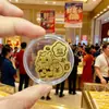 Shuibei Mismo Estilo Oro Puro 999 Pegatina de Teléfono de Oro 2mg Tesoro Pequeño Regalo para Atraer Riqueza Pegatina de Tarjeta de Oro Venta al por Mayor
