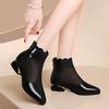 Sandalias de malla de cuero suave para mujer, primavera/verano 2025, tacón medio, transpirables, suela suave, tacón bajo, antideslizantes, punta redonda y tacón grueso.