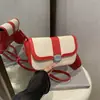 Nova Bolsa Sela Versátil de Cor Contrastante de Alto Valor Moda Feminina Verão 2025 Textura Costura Ombro Único Transversal Bolsa Tendência