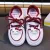Zapatos para Niños Zapatos Blancos Pequeños 2026 Nuevo Otoño Zapatos de Patineta para Niños Antideslizantes Medianos y Grandes Niñas Suela Suave Zapatos Deportivos