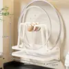Estante para tapas de ollas de nuevo diseño, sin perforaciones, montado en la pared, estante de almacenamiento de cocina multifuncional para sostener tablas de cortar - un organizador imprescindible