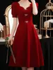 Vestido Rojo para Mujer, Vestido Tostado de Verano con Cuello Cuadrado, Nuevo Estilo 2026, Vestido para Novia Petite, Estilo Francés, Adecuado para Uso Diario