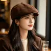 Boina de veludo cotelê estilo retrô americano para outono e inverno para mulheres, boina artística versátil, chapéu de pintor japonês de nicho para homens