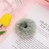 Cuerda para el pelo peluda linda de Otoño e Invierno Anillo para el pelo suave lindo dulce Cuerda para moño Bola Banda de goma Tocado Accesorios para el cabello para adultos