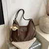 Bolsa Transversal Retro de Nicho Grande Capacidade para Mulheres 2025 Nova Outono e Inverno Roupas de Trabalho Mochila Ombro Único Tote