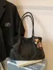 Bolso Retro Transfronterizo para Mujer de Gran Capacidad Nuevo Otoño e Invierno 2025 Bolso de Hombro Plegado Informal Versátil Bolso Tote para Estudiante