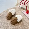 Sapatos de Algodão com Solado Grosso e Salto Bolsa para Meninos e Meninas, Botas Curtas Simples Domésticas de Interior, Sapatos de Algodão Espessados de Veludo de Inverno, Botas de Neve Quentes