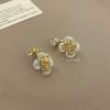 Aretes Coreanos Elegantes de Concha Diamante Flor para Mujer Dulce Nicho Lujo Ligero Fresco y Desmontable Dos Usos Aretes de Zirconia