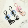 Llavero de Cuero Serie Instrumentos Musicales Original Colgante Lindo Estilo Ins para Mochila de Estudiante Regalo Creativo de Graduación