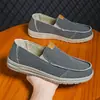 Zapatos de slip-on para hombre talla grande 45 verano transpirables 46 zapatos deportivos casuales 47 hombres ligeros suela suave versátiles zapatos de lona