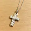Gótico Nuevo Transfronterizo Estilo Europeo y Americano Personalizado Diamante Tachonado Esmalte Cruz Collar Hip-Hop Nicho Versátil Colgante Joyería Tendencia