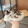 Zapatillas para niños, zapatos de malla transpirable, nuevos zapatos para niñas de primavera y otoño 2025, suela suave, zapatos de malla para niños, estilo retro