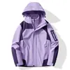 Chaqueta exterior 3 en 1 estilo Luotuo para mujer, abrigo de montañismo a prueba de viento e impermeable, ropa de trabajo para hombre al por mayor