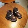 Zapatos de Caminar de Moda para Niños, Colección Otoño/Invierno 2026, Zapatos de Caminar Casuales Calientes con Forro de Felpa para Niñas, Botas de Cuero Versátiles para Niños Pequeños