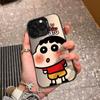 Adecuado para Funda Protectora de Teléfono Móvil Iphone16Pro Biu~Biu Shin-Chan 15Promax Carcasa Dura Protección Integral Anti-Caída