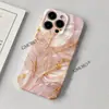 Funda para teléfono de estilo de lujo ligero de comercio exterior con patrón de hoja chapada en oro para iPhone 17pm, adecuada para múltiples modelos, película brillante, compra al por mayor