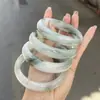 Pulseira de Jade Verde Natural Tianshan de Xinjiang, Jade Verde Neve com Seda Dourada e Flores Flutuantes, Pulseira de Barra Plana, Pulseira de Jade Verde Tianshan de Jade Atacado