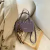 Bolso de Mano Pequeño Exquisito y Moderno para Mujer, Nuevo Bolso Tipo Bowling de Nicho 2026 con Acabado de Alta Gama, Bolso Cruzado tipo Almohada