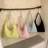 Bolso de Lona de un Solo Hombro, Bolso Tote de Calidad Transfronteriza para el Trabajo, Bolso de un Solo Hombro, Bolso para Mujer, Nylon, Se Puede Imprimir con Texto, Impreso con Logo Según Imagen