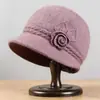 Sombreros para mujeres de mediana edad y ancianas otoño e invierno piel de conejo tejido de ala ancha a prueba de frío sombrero de punto señora mayor abuela más terciopelo cálido lana