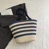 Nova Bolsa de Palha Casual de Verão Bolsa Listrada Tecida à Mão Bolsa de Ombro Sacola para Férias na Praia Bolsa de Palha para Mulheres