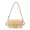 Bolsa Pequena de Textura Simples para o Dia a Dia Feminina Outono 2026 Nova Versátil Nicho Casual Bolsa de Ombro Elegante Bolsa de Axila