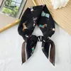 Lenço Quadrado Pequeno de Algodão e Linho Fino Fresco Respirável Feminino Macio Artístico Decorativo Lenço Pequeno Lenço de Verão Feminino Lenço Pequeno Versátil