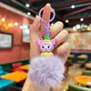 Llavero de bola de pelo de Sanrio de dibujos animados, lindo colgante para bolsa de estudiante, muñeco de teléfono móvil de alto valor, colgante pequeño, venta al por mayor