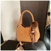 Bolsos de Nicho Exquisitos y de Moda para Mujer 2025 Nueva Moda Bolso Cruzado Versátil con Cadena con un Toque de Alta Gama Bolso de Mano para Mujer