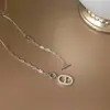 Collar de Nariz de Cerdo Casual, Lindo y Versátil para Mujeres, Lujo Accesible Diseño de Nicho Letras, Exquisita Cadena para Clavícula, Joyería para el Cuello de Niñas