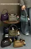 Nova bolsa de balde para mulheres, bolsa transversal, bolsa de mão, bolsa de design de nicho de alta qualidade, bolsa versátil para o dia a dia da moda 2026