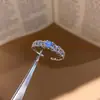 Anillo abierto de encaje de circón estilo corte francés, anillo de dedo índice exquisito de nicho de alta gama, impresionante joyería versátil para mujer