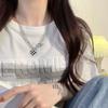 Conjunto de Colar com Corrente de Coração Xadrez Moderno e Único para Mulheres, Pulseira com Pingente Preto e Branco, Moda Cool para Clavícula
