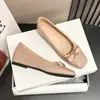 796-30 Arco del Triunfo Hebilla de Metal Punta Cuadrada Moño Elevación Interna Zapatos de Mujer Ropa de Trabajo Versátil Moda Zapatos Nuevos