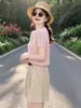 Top de punto crochet calado rosa suave estilo francés de manga corta para mujer, prenda interior de verano ajustada, de longitud corta, top rejuvenecedor y adelgazante