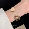 Pulseira Aberta Metal Gota d'Água Europeia e Americana, Retrô, Simples, Fashion, Versátil para o Dia a Dia, Luxo Leve, Toque de Alto Padrão, Joia Feminina