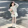Novo Conjunto de Primavera e Outono para Meninas Mais Velhas: Conjunto Duas Peças: Moletom Gola Alta Doce e Fresco com Saia Bolo de Renda Delicada Estilo Coreano