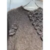 Suéter de Tricô Cinza com Gola Redonda e Manga Longa Estilo Relaxado para Mulheres, Novo Design Outono/Inverno 2026 com Estampa Floral, Top Versátil e Fashion